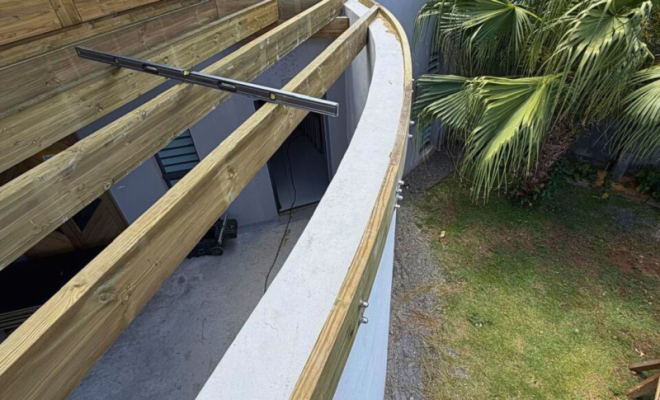 couverture préau bois artisanal