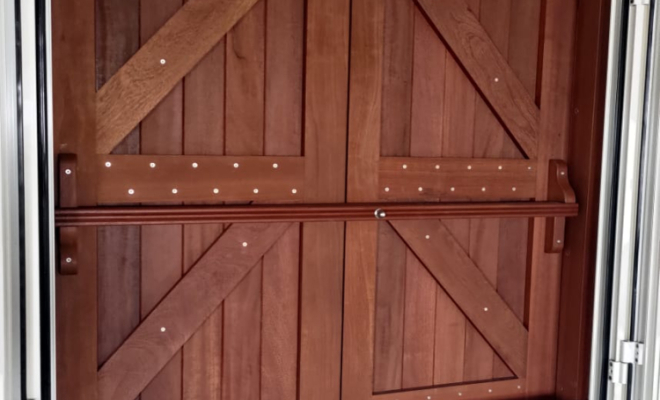 Volet artisanal bois