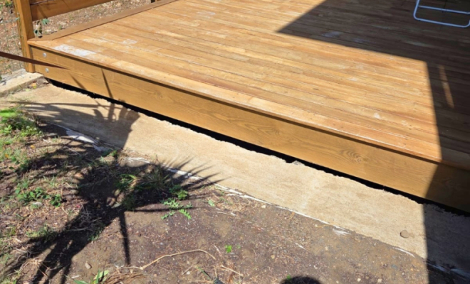 Terrasse bois avant création d'une marche à La Réunion 
